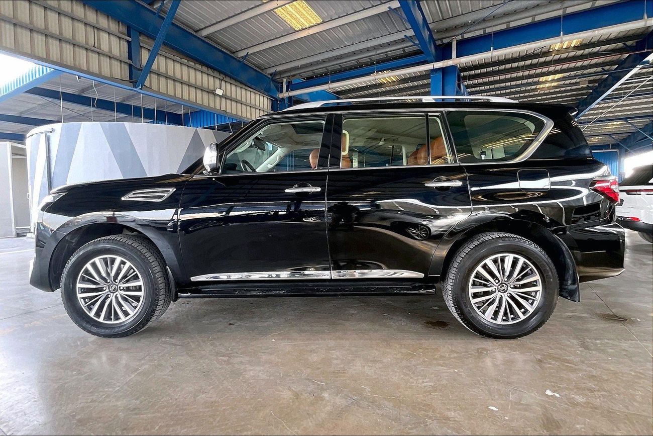 نيسان باترول SE Platinum City | شامل الضمان | 0 ﺪﻔﻋﺓ ﺃﻮﻟﻯ