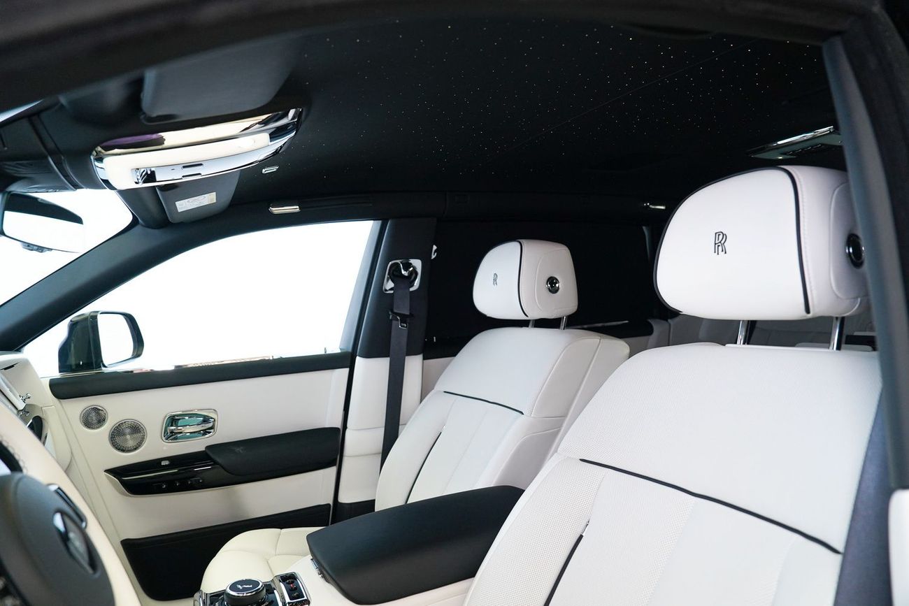 Rolls-Royce Phantom EWB 6.8L