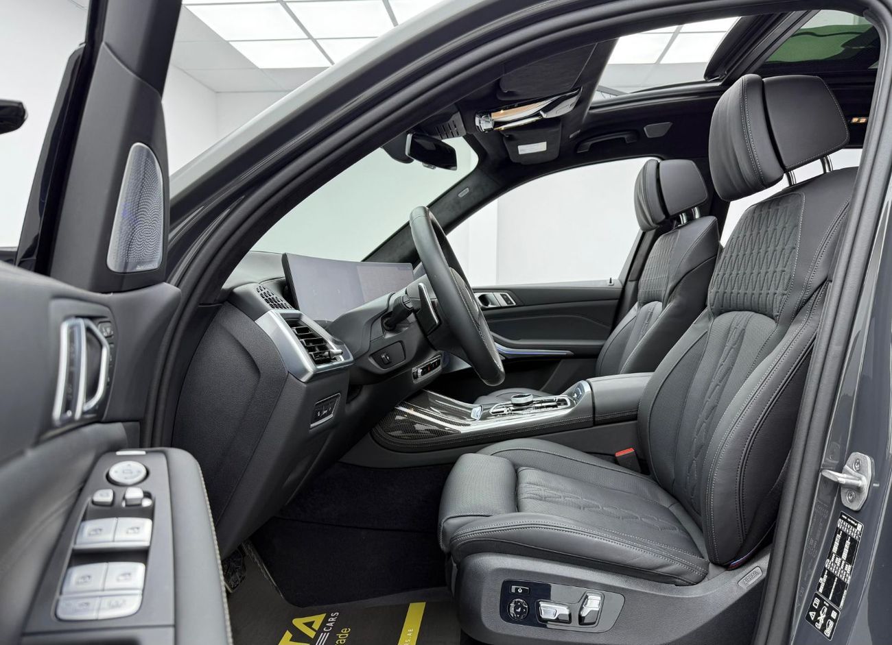 BMW X7 M60i 2024 BMW X7 M60i, 2029 BMW Warranty + Service Pack, Full BMW Service History, Very Low Km. GCC