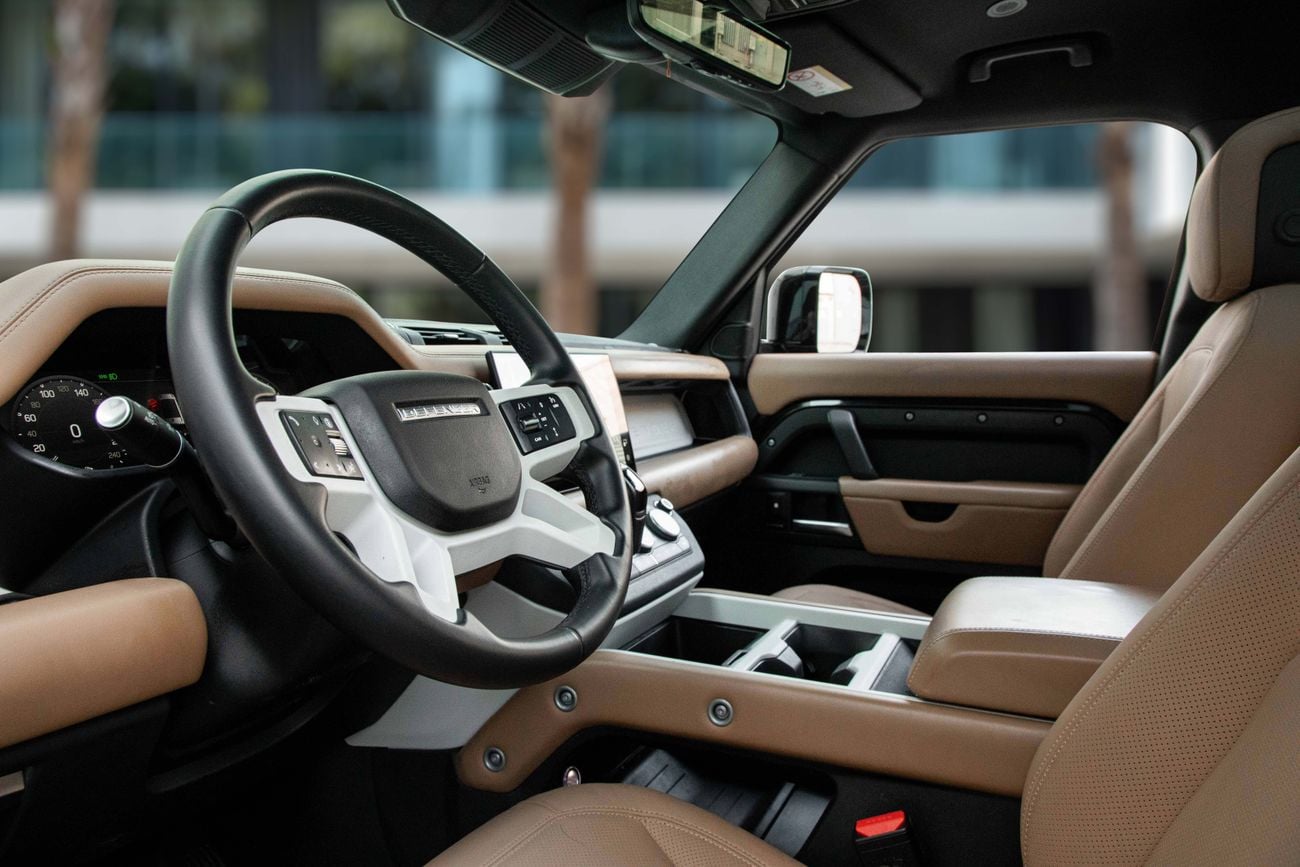 لاند روفر ديفندر Defender 130 | 6,463 P.M | 0% Downpayment | Land Rover Warranty