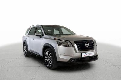 Nissan Pathfinder SV 3.5
