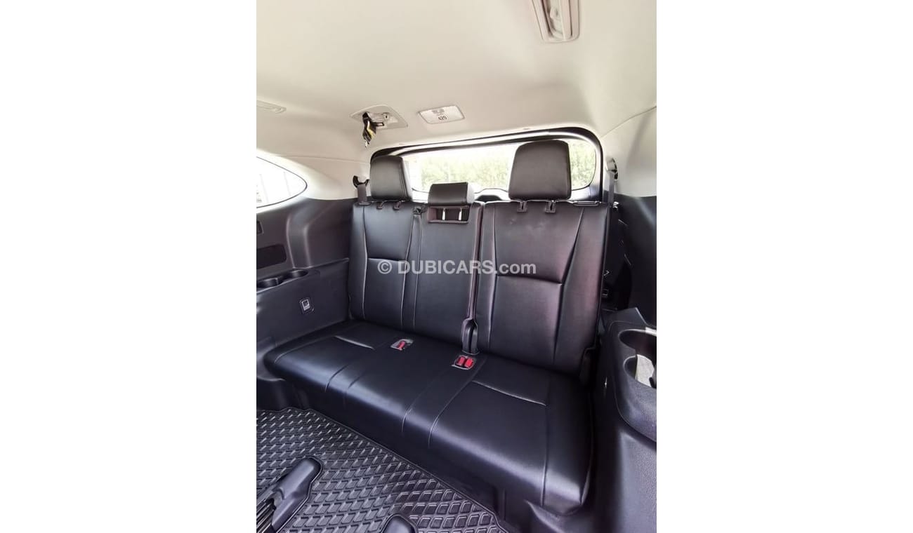 Toyota Highlander Toyota Highlander XLE-2021-White