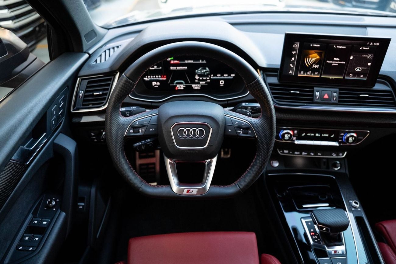 Audi SQ5 TFSI quattro 3.0L (349 HP) 2024 Agency Warranty Full Service History 3.0L Turbo V6 Low Milea
