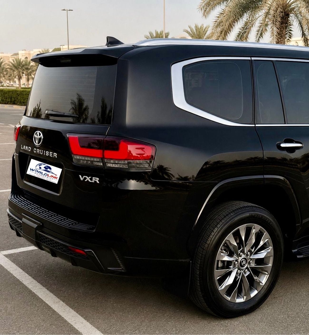 Toyota Land Cruiser VXR