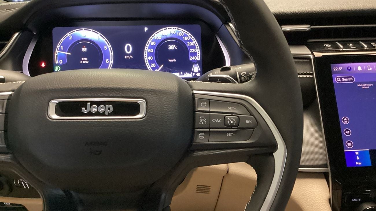 Jeep Grand Cherokee LAREDO | Guaranteed Warranty | 0 Down Payment