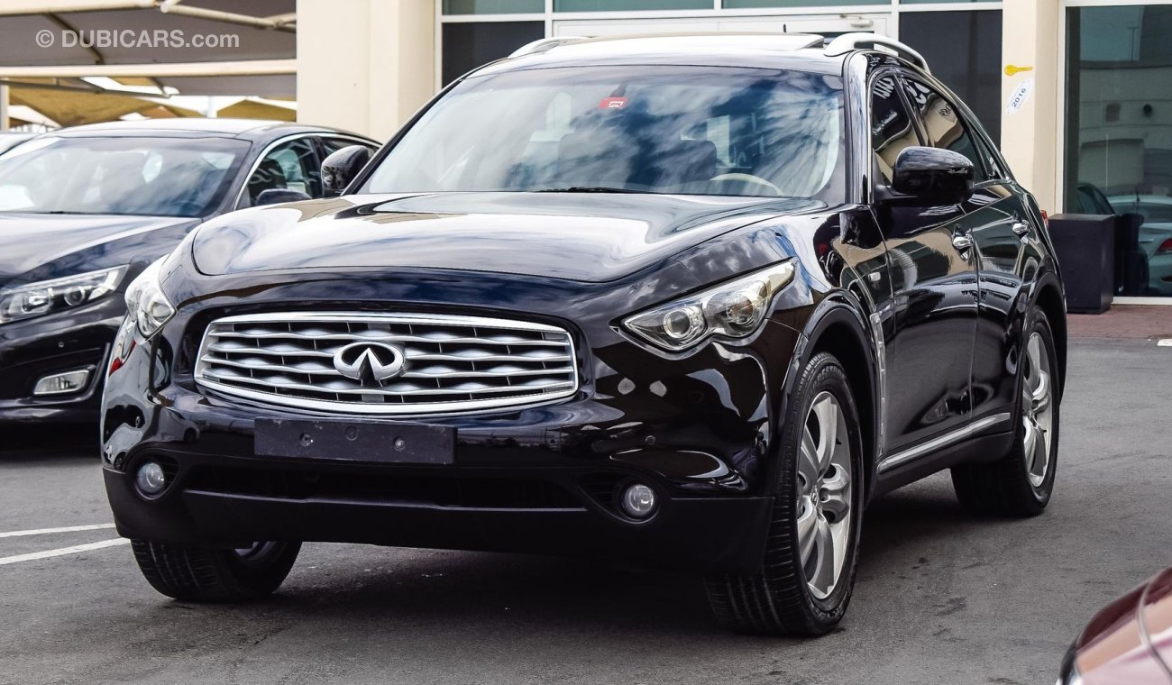 Infiniti FX35