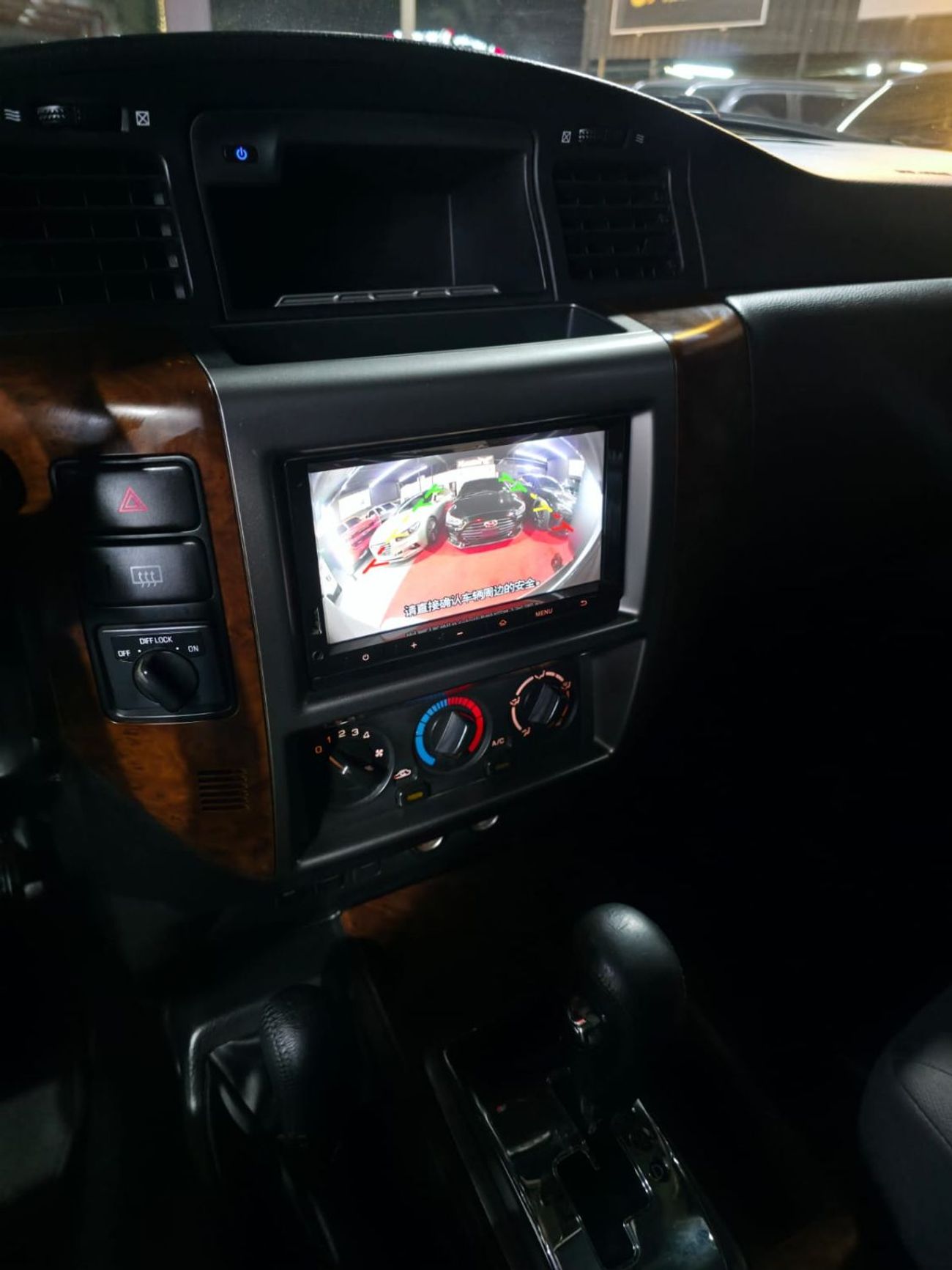 Nissan Patrol Safari Safari 4.8L A/T