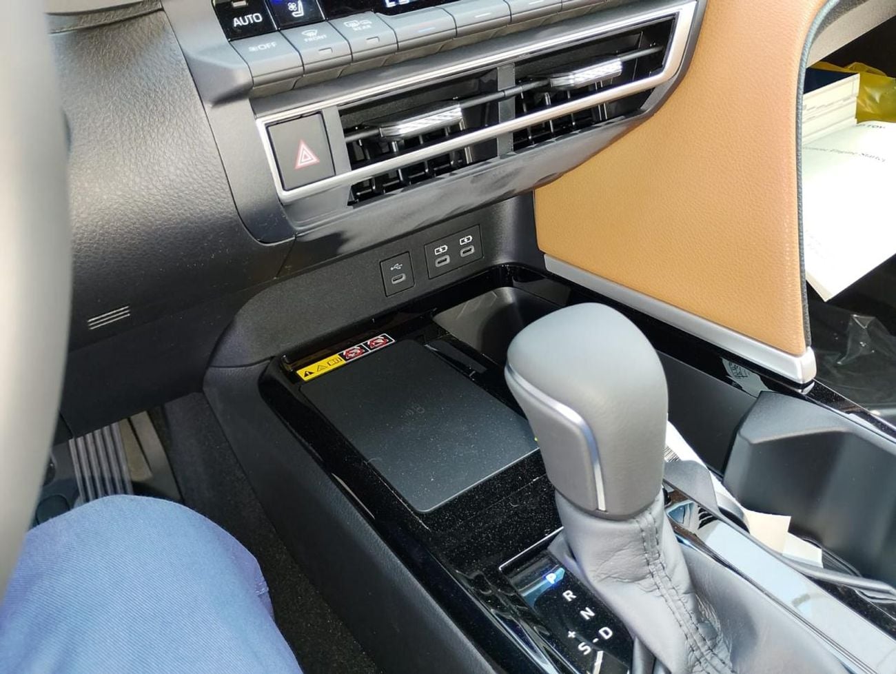 Toyota Camry LIMITED HEV 2.5HYBRID AT 2026 MEMORY SEATS PANORAMIC ROOF LEATHER SEATS