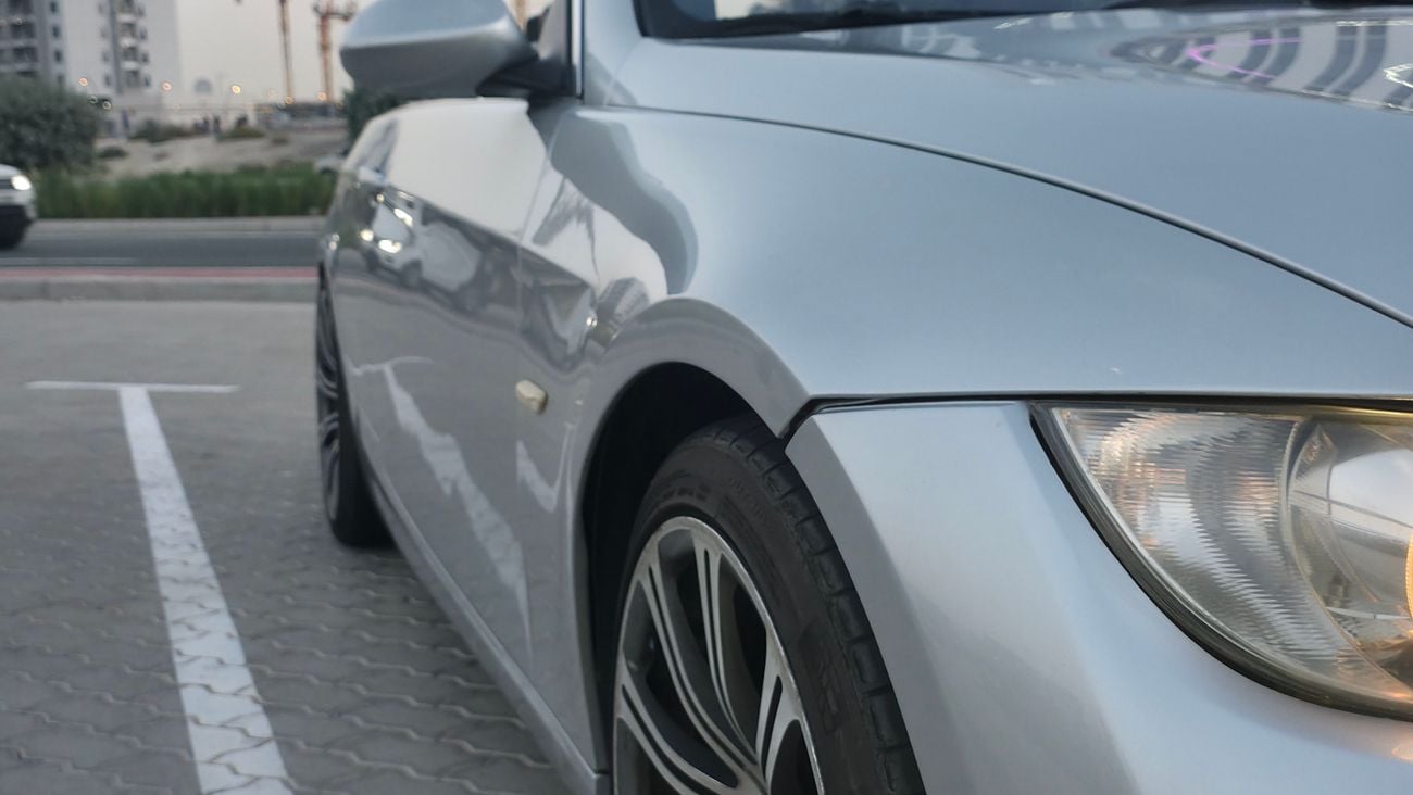 بي أم دبليو 325i E93 Hard Top Convertible