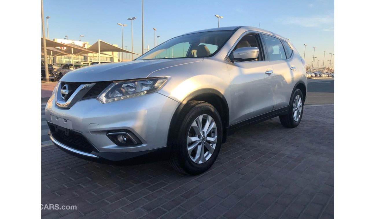 Nissan X-Trail Nissan extra  model 2015 GCC car prefect condition full option low mileage