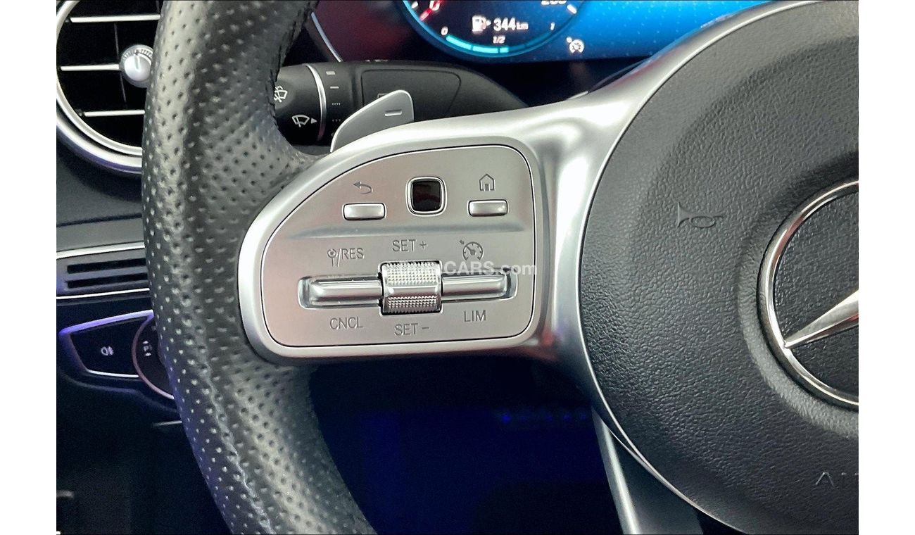 Mercedes-Benz C 200 Premium (AMG Line)