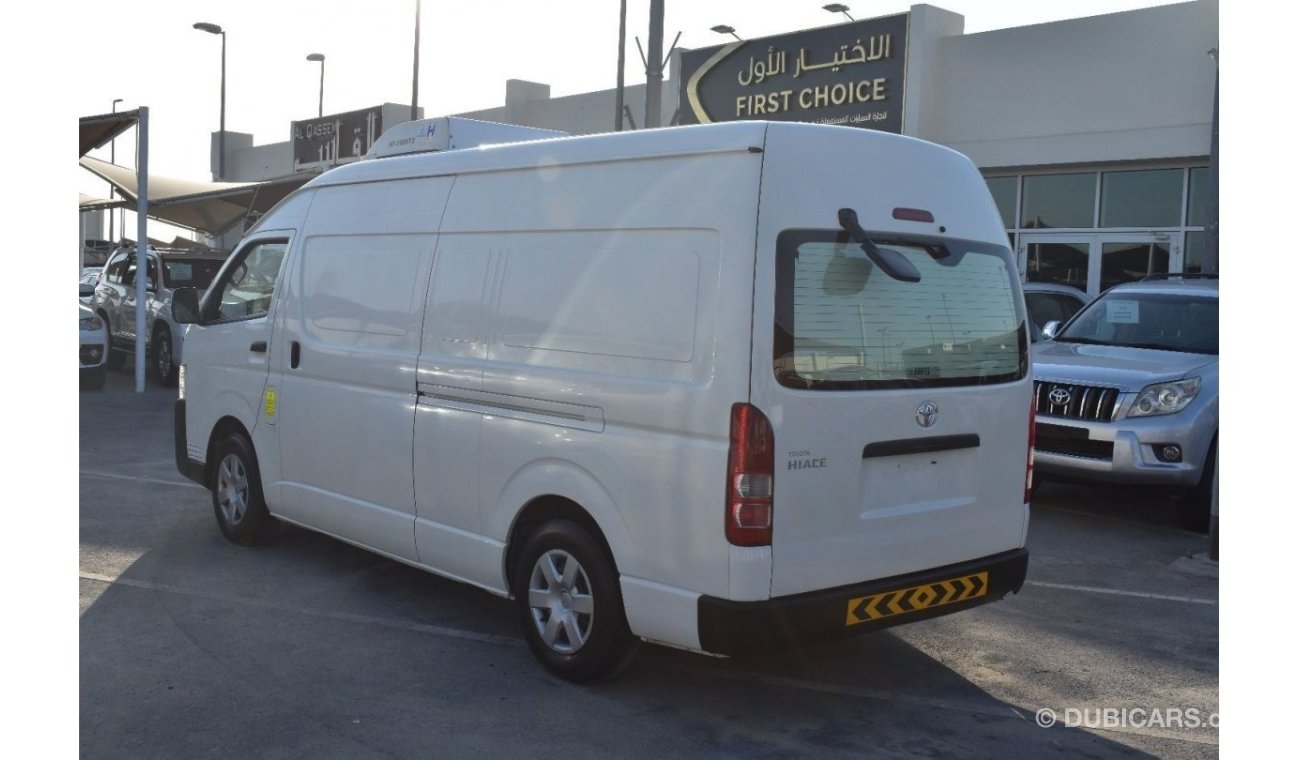 Toyota Hiace 2017 | TOYOTA HIACE 2.7L | 3-STR CHILLER PANEL VAN | HIGH-ROOF | 5-DOORS | GCC | VERY WELL-MAINTAINE