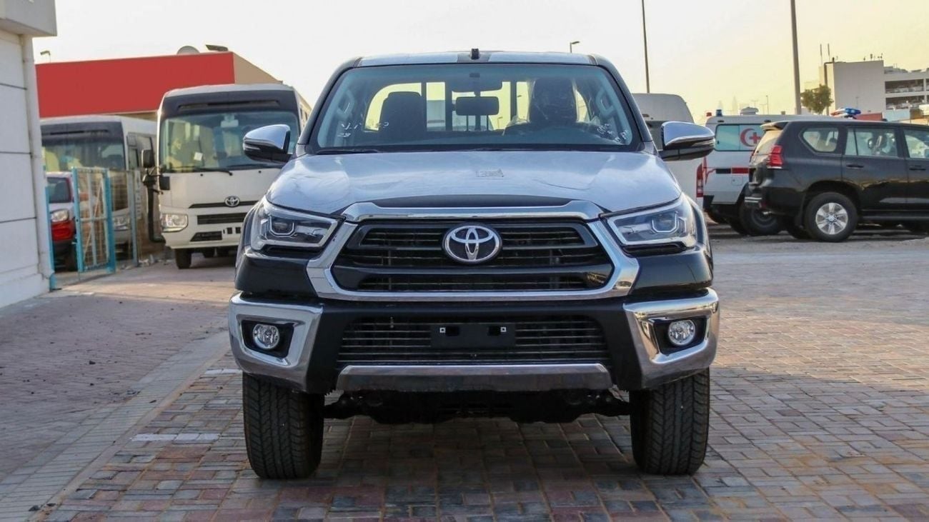 Toyota Hilux SGLX HILUX GLX 2.7L AT PETROL 2024