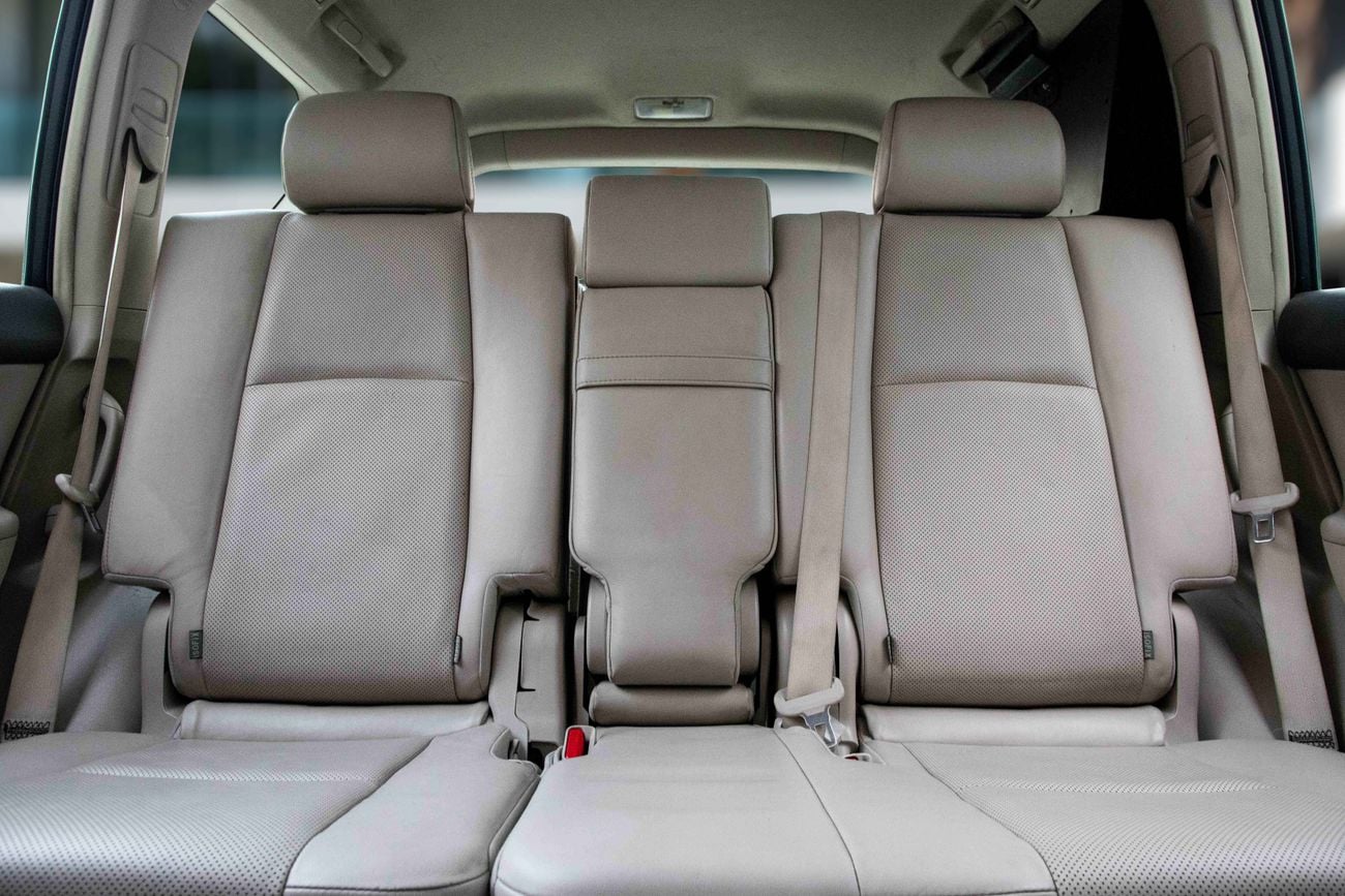 تويوتا برادو Prado Adventure | 3,134 P.M | 0% Downpayment | Under Warranty