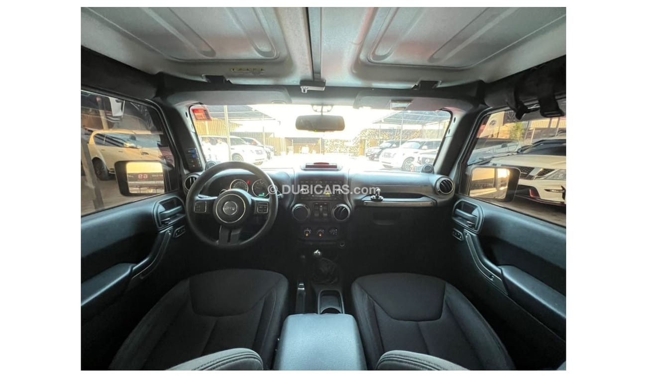 جيب رانجلر جيب رانجلر سبورت موديل : 2013 الممشي : 135,000 كم السعر : 49.000 درهم  قير عادي V6/3.6L  مواصفات خلي