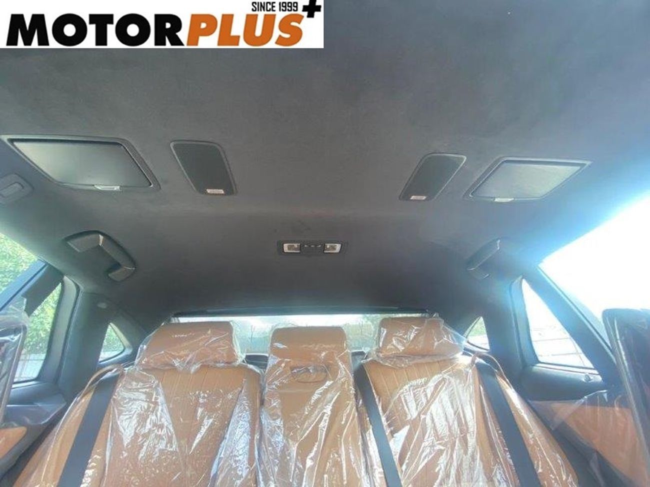 Lexus LS500 HYBRID EXCLUSIVE AWD with "Ottoman Seat”