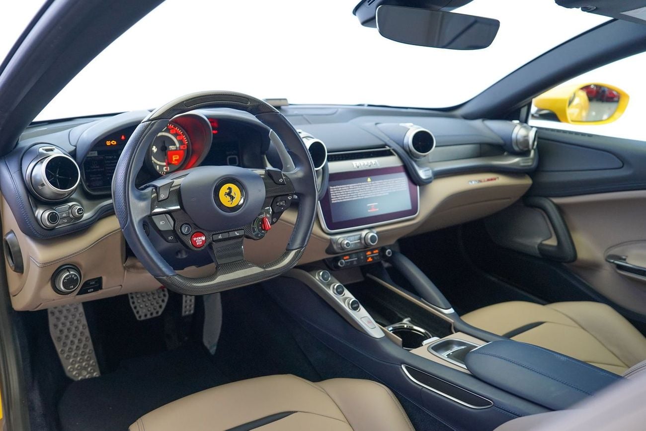 فيراري جي تي سي 4  لوسو T V8