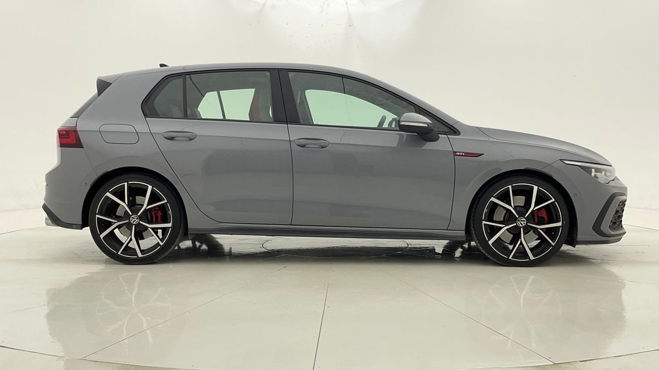 فولكس واجن جولف GTI P2 2 | بدون دفعة مقدمة | اختبار القيادة في المنزل