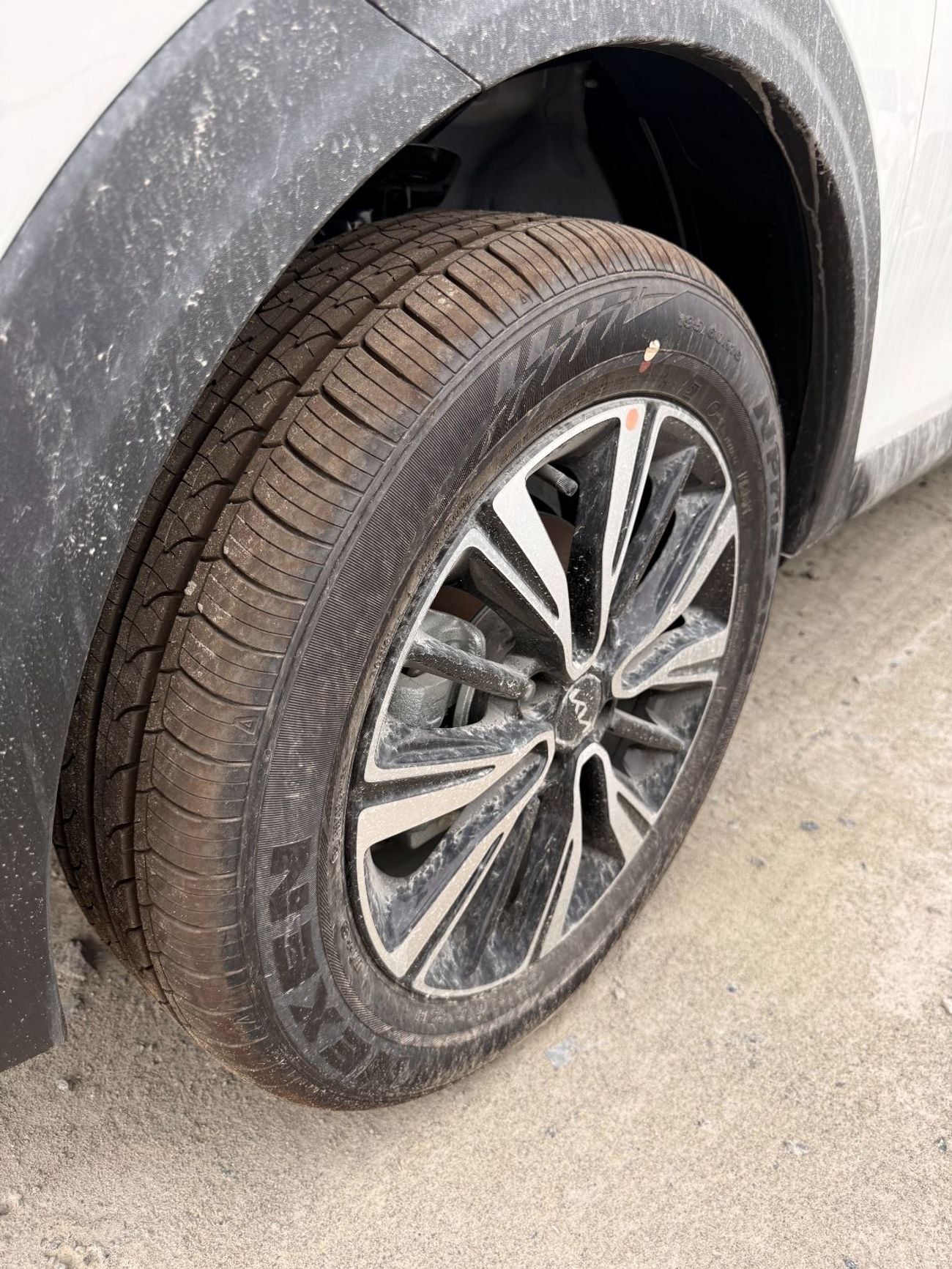 Kia KX1 1.4L CVT WITH SUNROOF