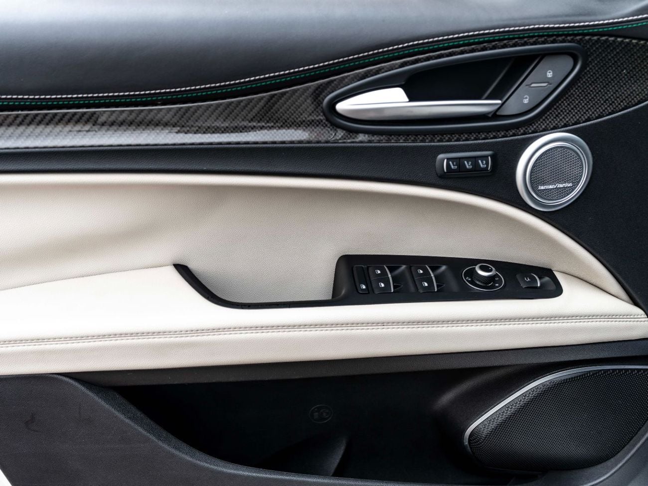 Alfa Romeo Stelvio Quadrifoglio 2.9L (503 HP)