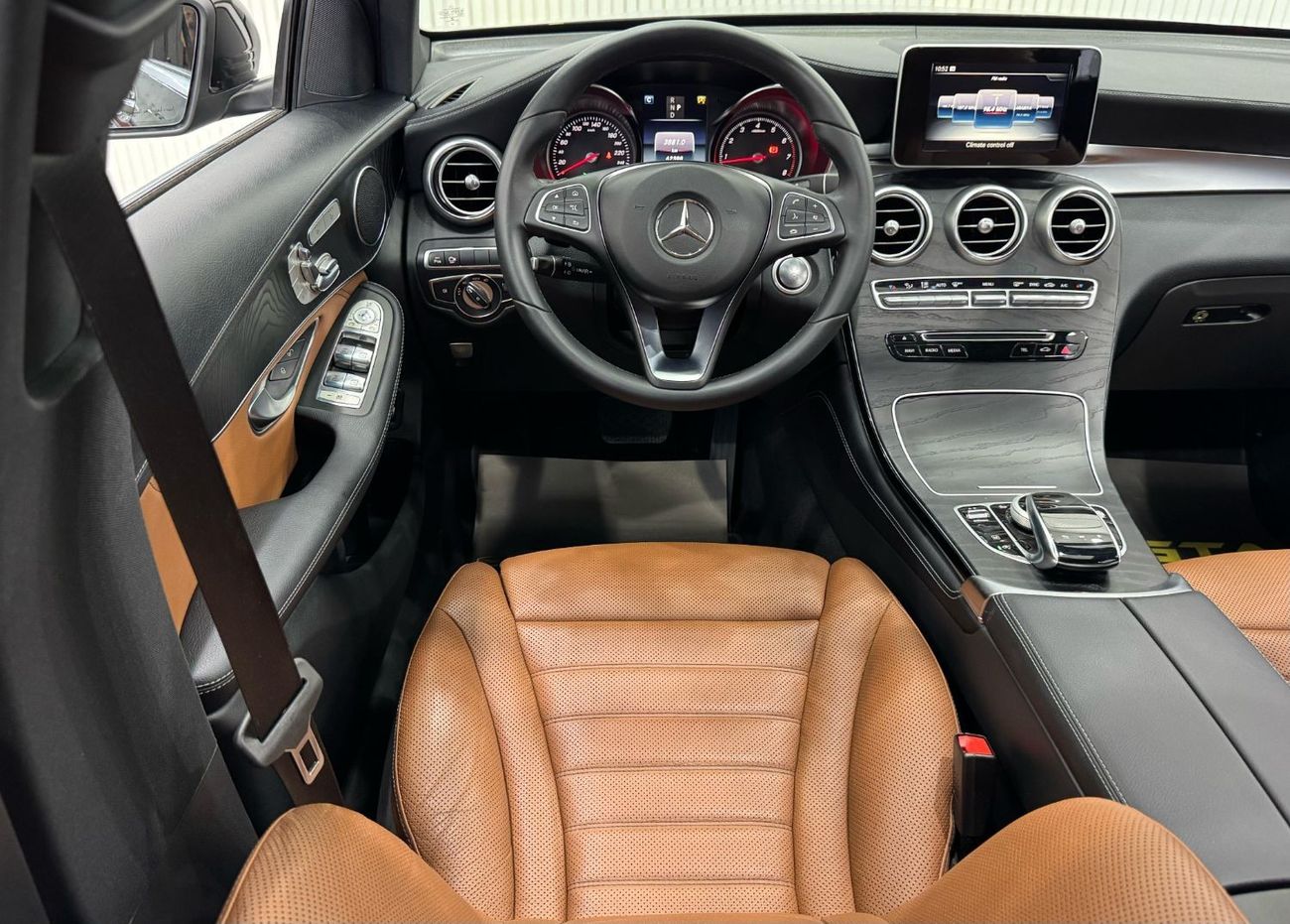 Mercedes-Benz GLC 250 Coupe AMG 2.0L 2018 Mercedes Benz GLC250 AMG 4MATIC Coupe, Warranty, Full Service History, Excellent