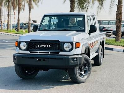 Toyota Land Cruiser Pick Up 4.0L PETROL AUTOMATIC DOUBLE CABINE 2024 GCC