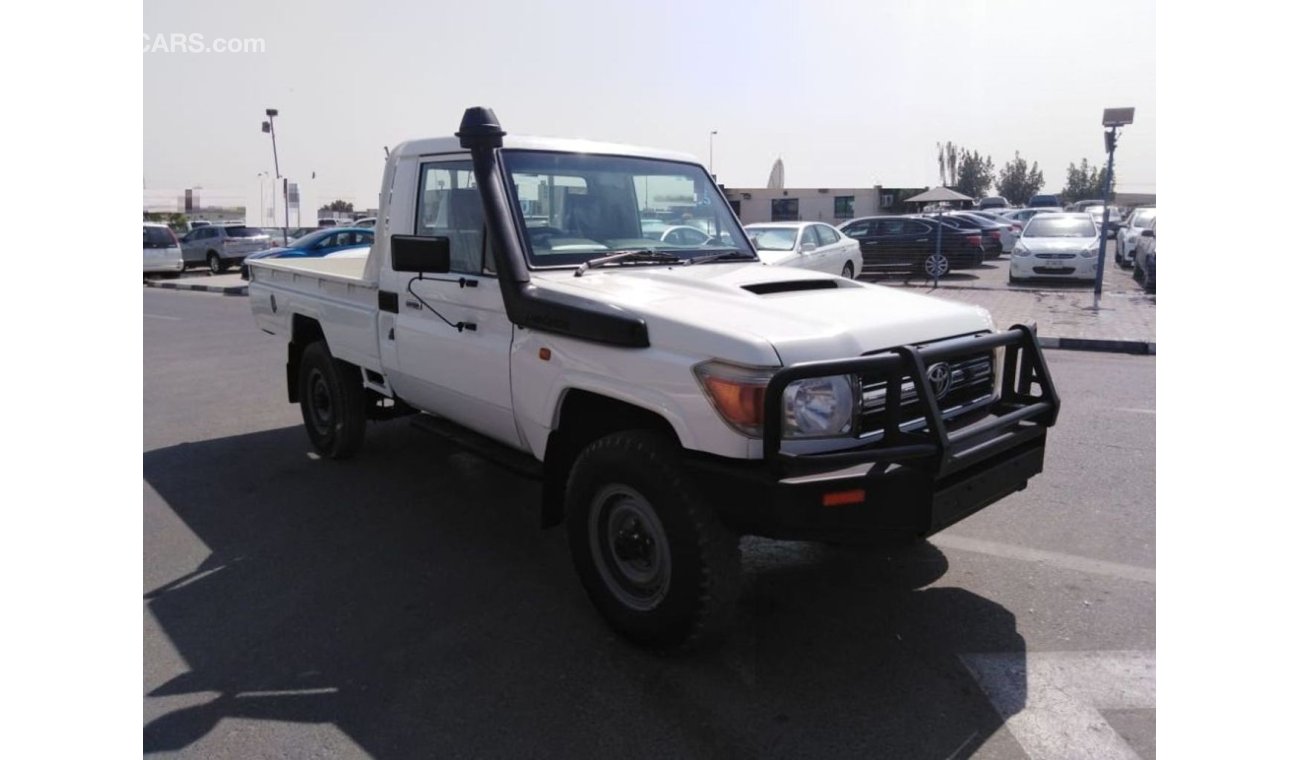 Toyota Land Cruiser Pick Up Land Cruiser Pickup RIGHT HAND DRIVE (Stock no PM65)