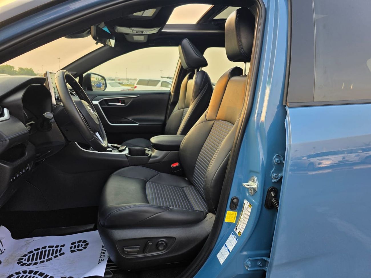 تويوتا راف ٤ 2.5L XSE hybrid