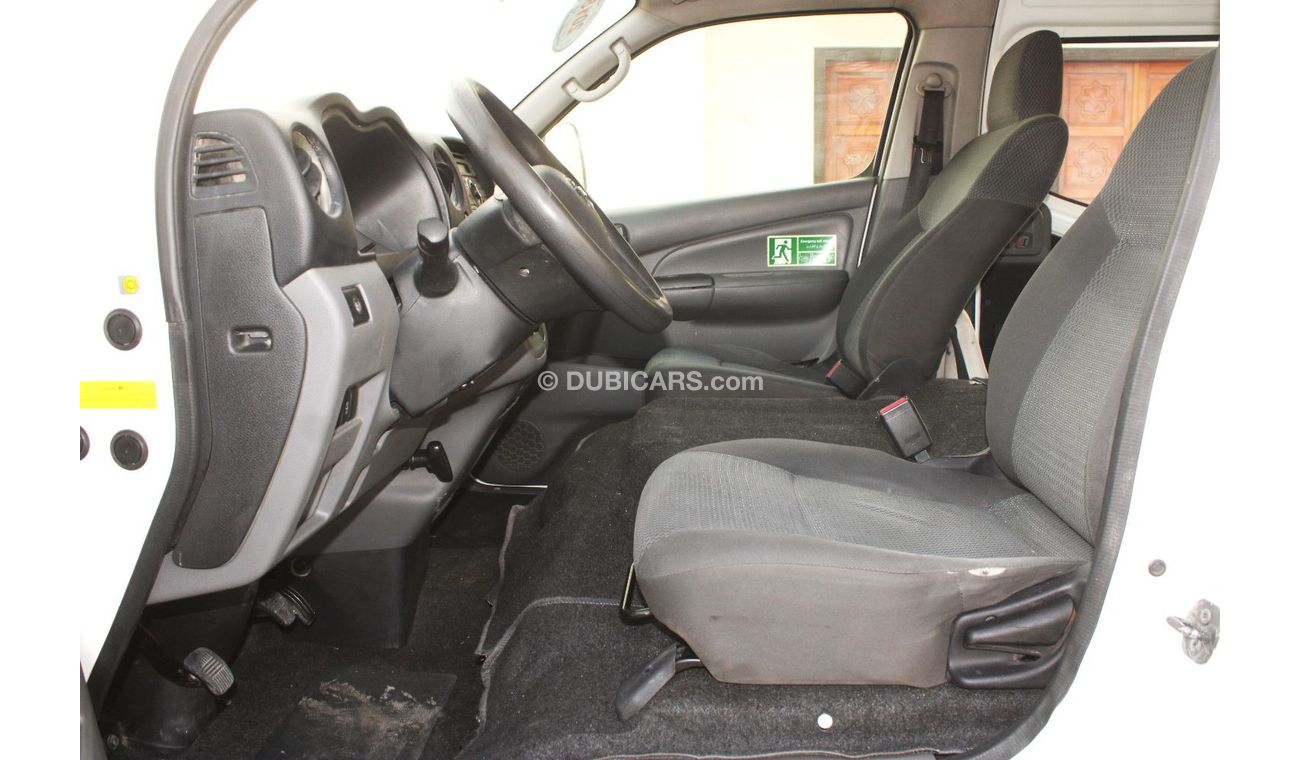 Nissan Urvan Panel Van High Roof Nissan Urvan 2018 High Roof, GCC, in excellent condition