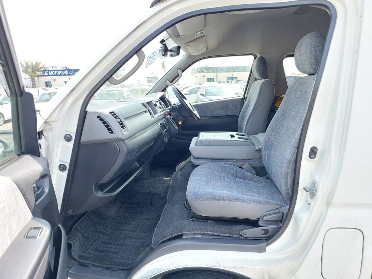 Toyota Hiace (RAMADAN OFFER) TOYOTA HIACE VAN RHD 2007 MODEL 2.7 L PETROL AUTOMATIC(PM19814)