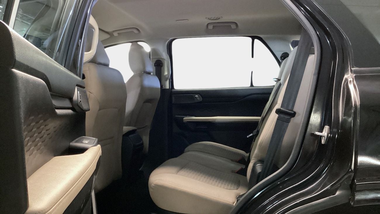 فورد ايفرست 2.3 XLS 4WD AUTO CLOTH OFF ROAD 18ALW | شامل الضمان | 0 ﺪﻔﻋﺓ ﺃﻮﻟﻯ