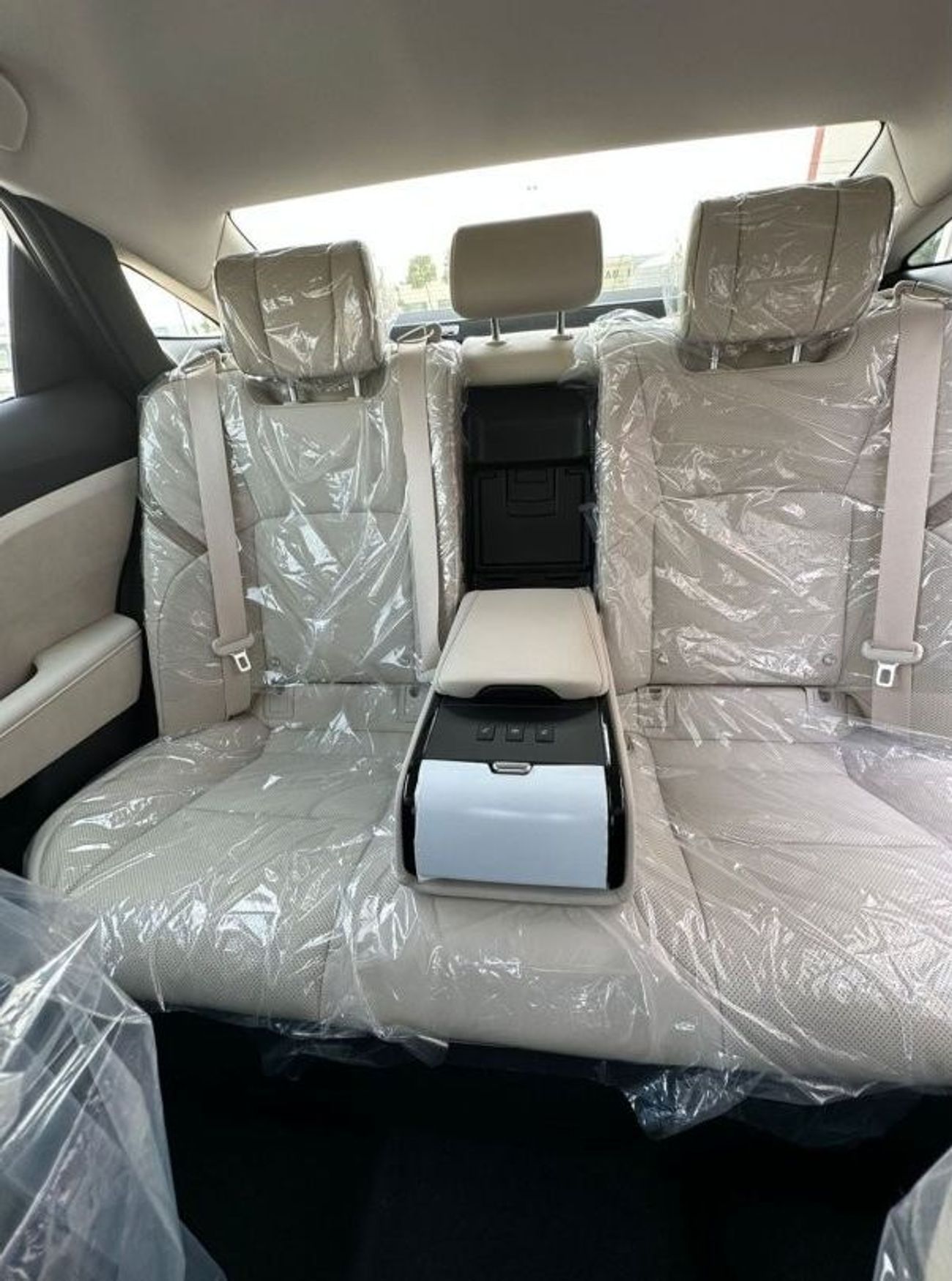 Toyota Crown TOYOTA CROWN 2.5L HYBRID FULL OPTION 2026 GCC FULL OPTION GCC SPECS