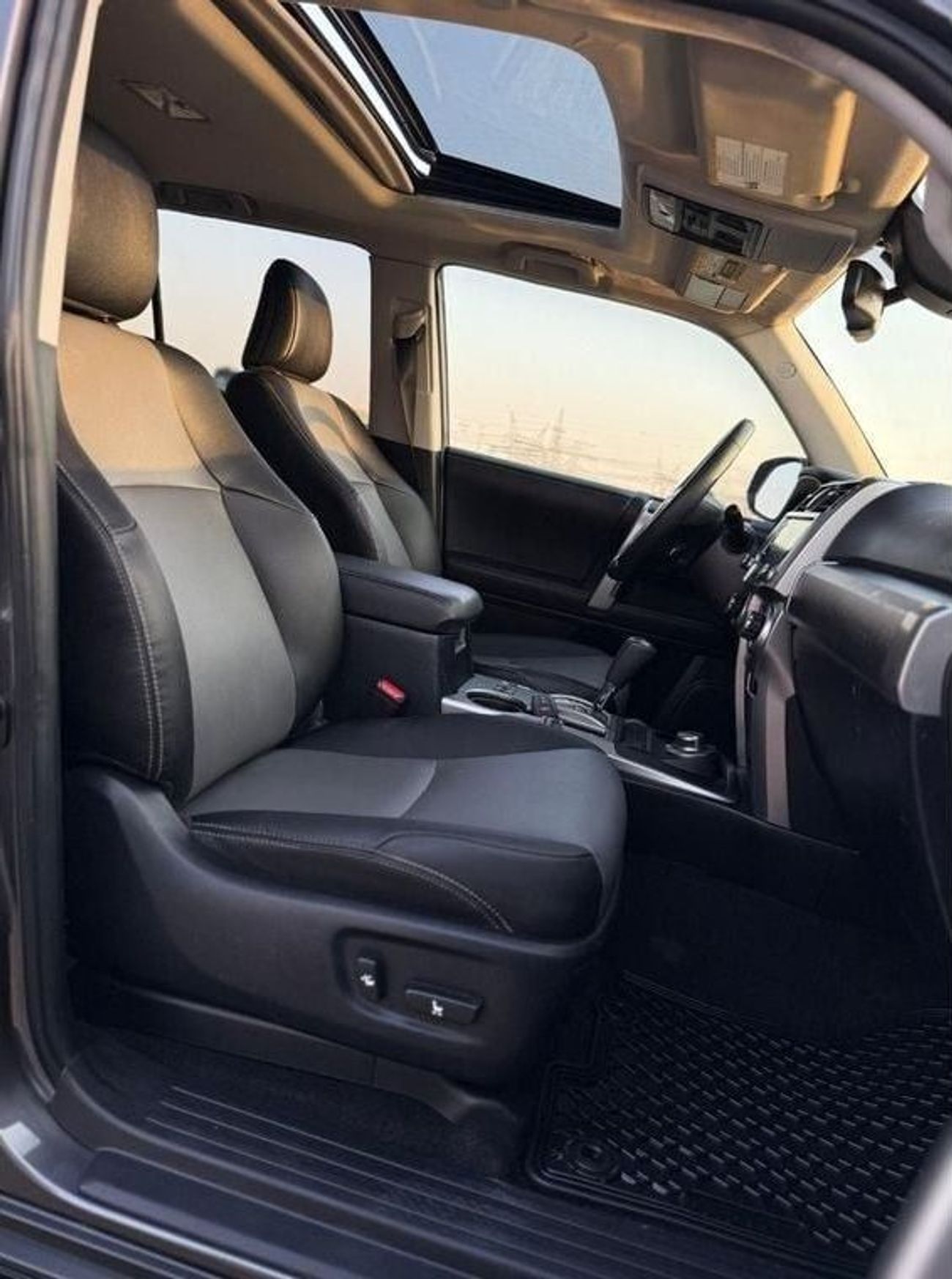 Toyota 4Runner TOYOTA 4Runner seven seat premium Full Option