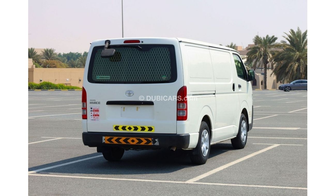 Toyota Hiace GL - Standard Roof Dry Delivery Van - Petrol - Manual Transmission | GCC Specs - Like New Condition