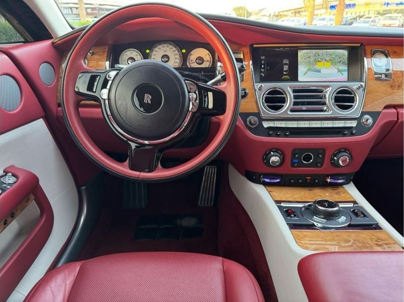 رولز رويس واريث GCC SPEC UNDER WARRANTY AND SERVICE CONTRACT