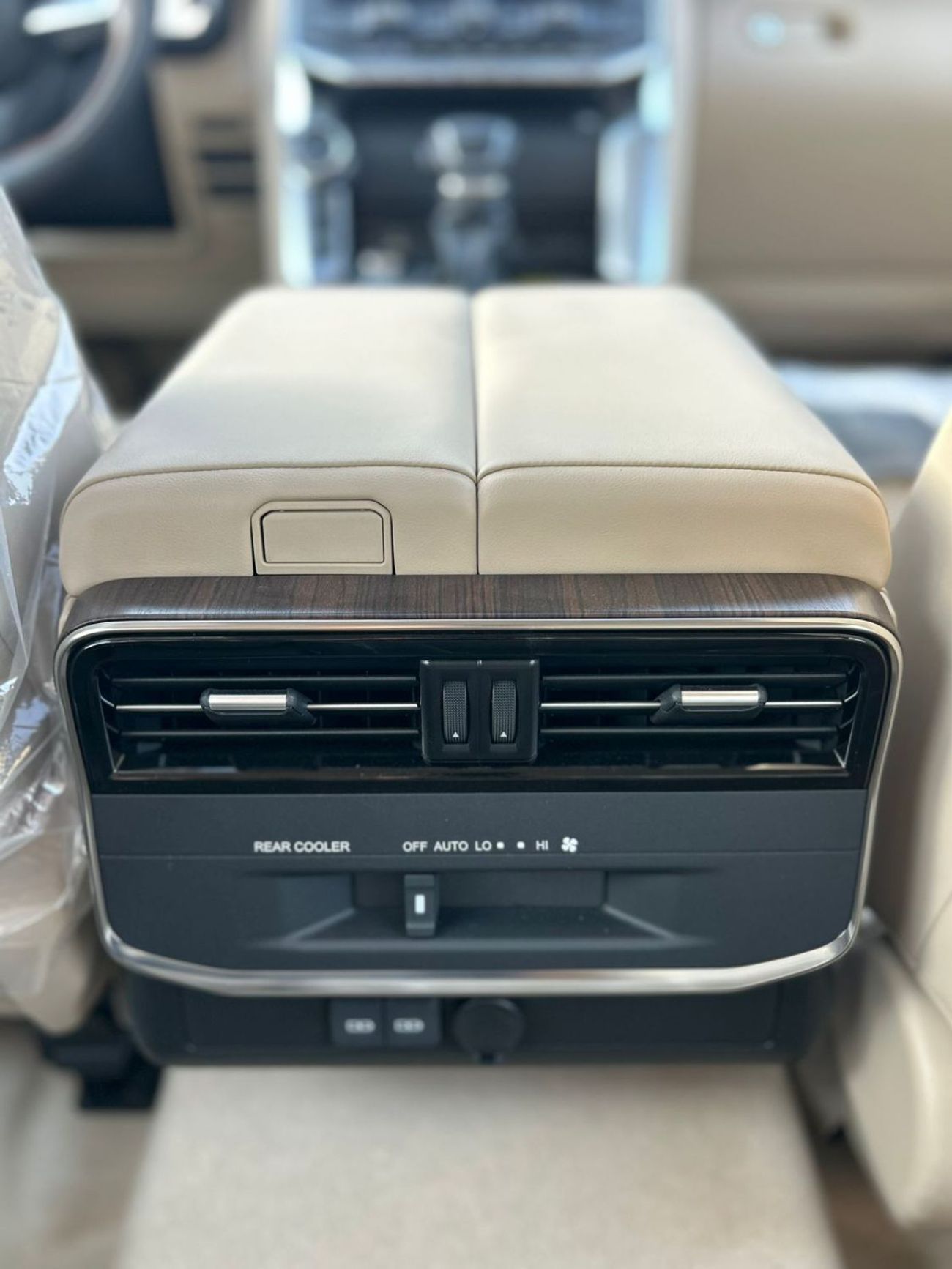 Toyota Land Cruiser GXR 3.5L