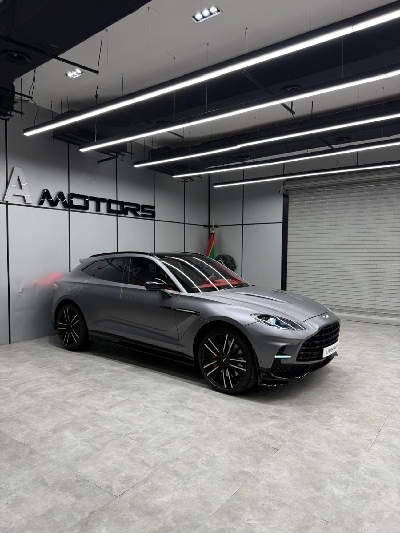 Aston Martin DBX 707 | GCC Specs | Dealer Warranty & Service Contract