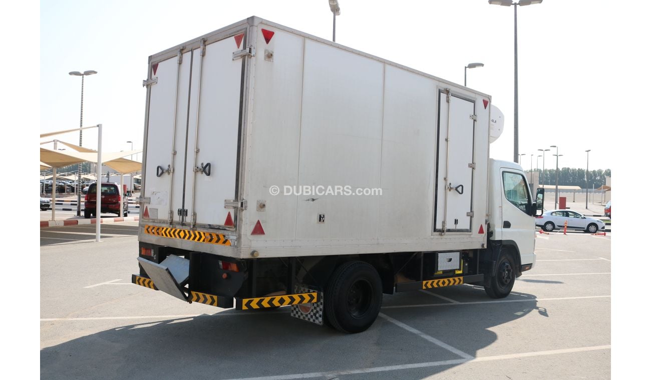 Mitsubishi Fuso Canter WITH THERMOKING MD 200 FREEZER GCC SPECS