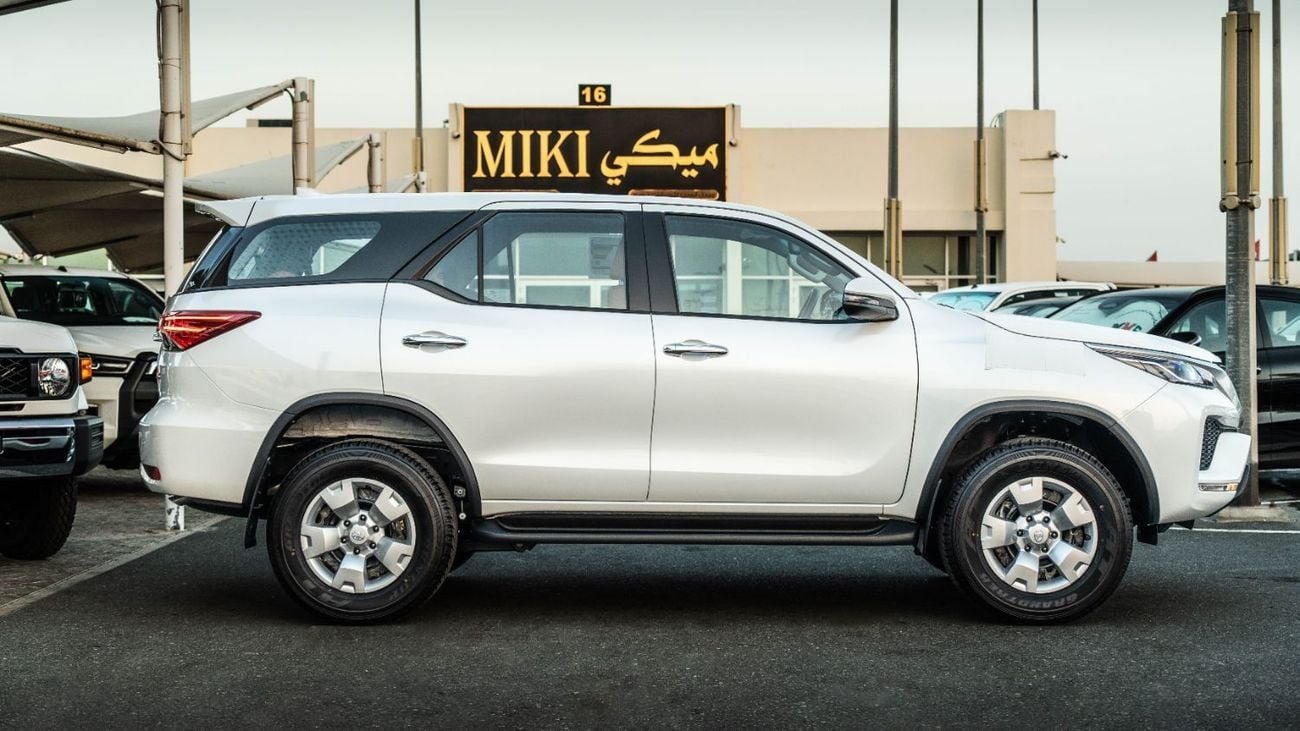 Toyota Fortuner AUTO AC | 2.7 | V4 | 2025.| EXPORT ANYWHERE
