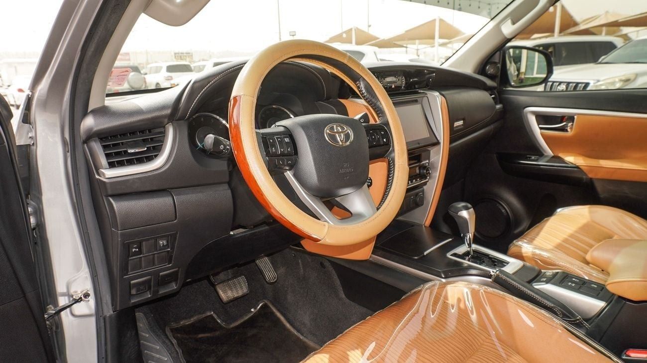 Toyota Fortuner GXR V6