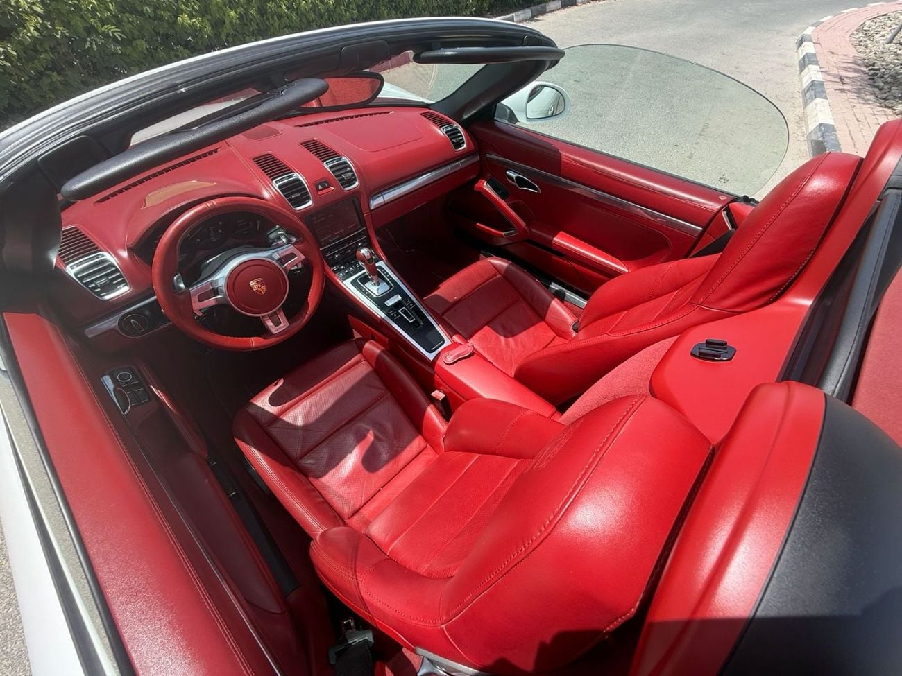 Porsche 718 Boxster PORSCHE POXTER 2016 GCC ONLY 92000 KM LIKE NEW FIRST OWNER ORIGINAL PAINT FULL SERVICE HISTORY