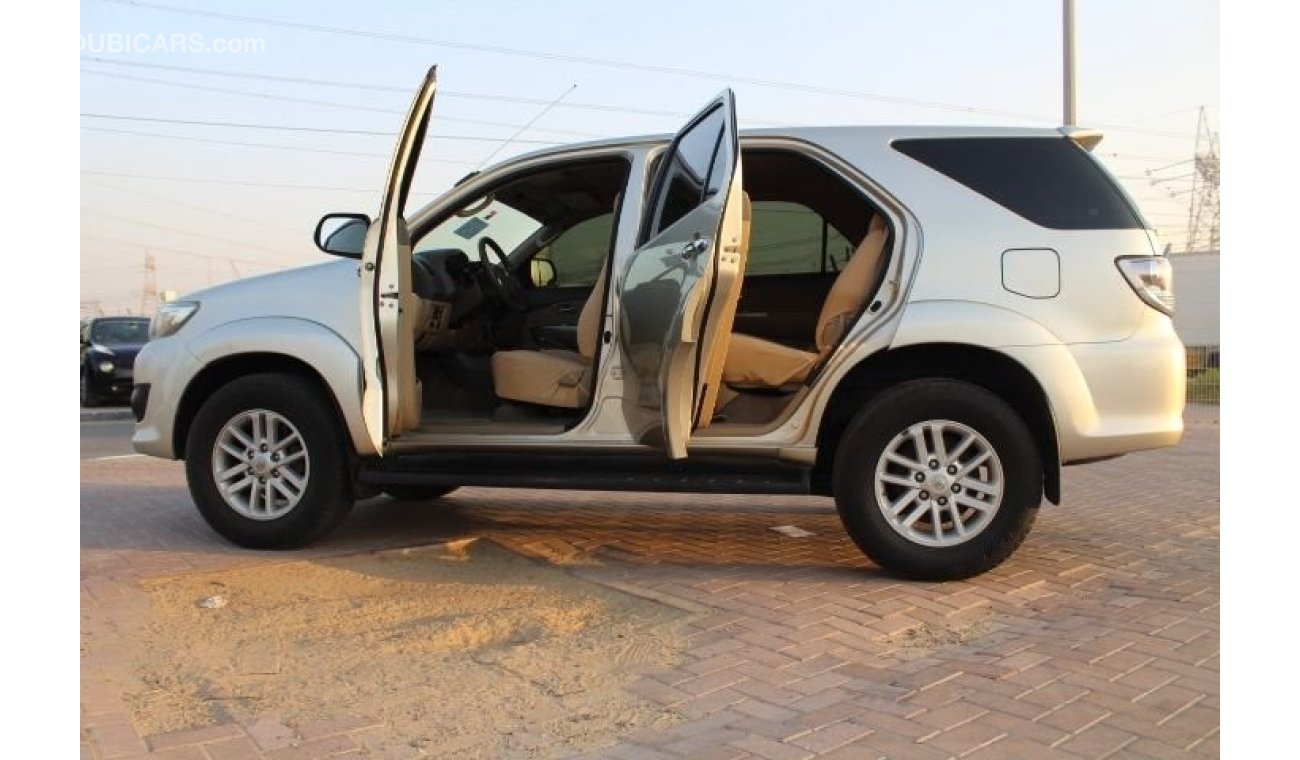 تويوتا فورتونر TOYOTA FORTUNER SR5