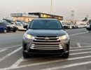 Toyota Highlander LE (NON GCC) 2019 Toyota Highlander 3.5L V6 - AWD 4x4 - Rear Camera - Leather seat 7 -