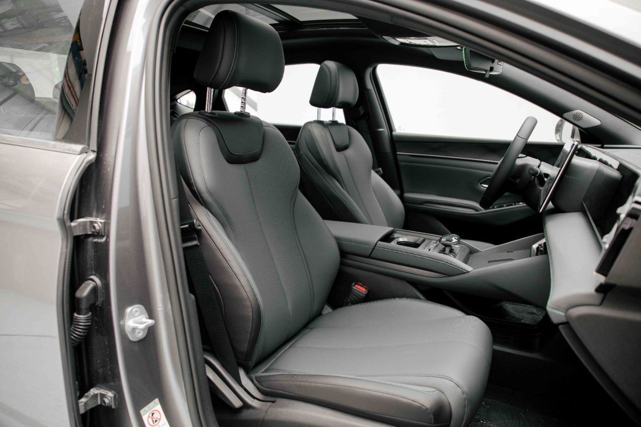 BYD Qin L DM-i ID Superior 1.5L - Grey Inside Grey | Export Only