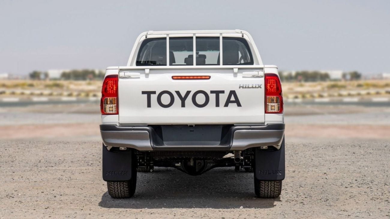 Toyota Hilux HILUX 2.4L MED OPTION DIESEL 2024