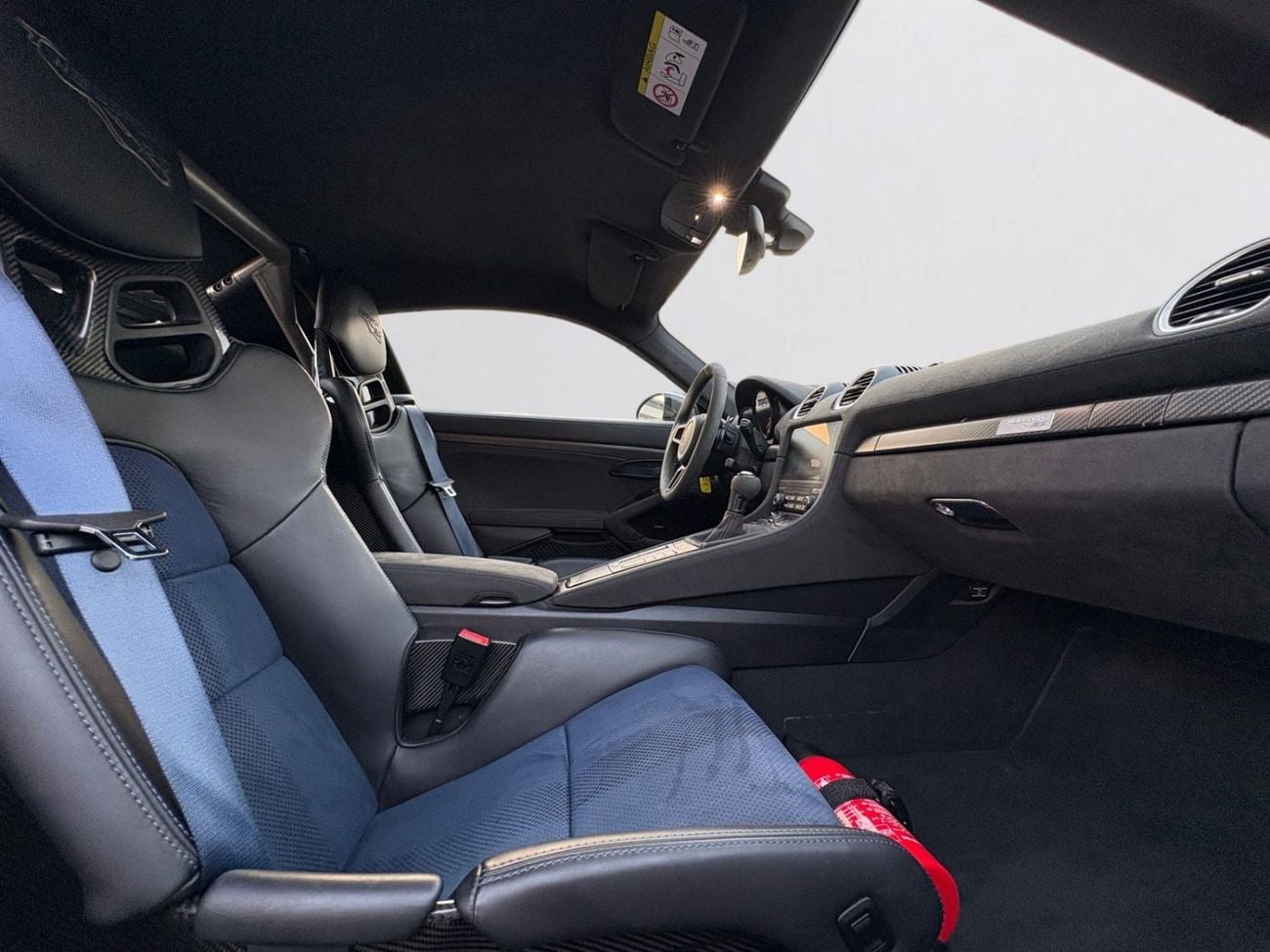 بورش كايمان 718 GT4 RS FULL AGENCY SERVICE & WARRANTY | WEISSACH | 0% DOWN | AED 10,400 P.M