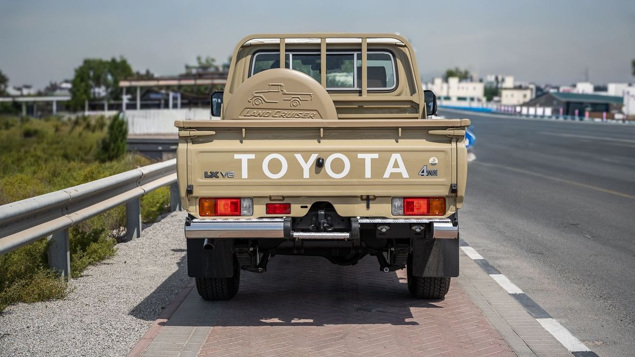 Toyota Land Cruiser Pick Up TOYOTA LANDCRUISER PICKUP SINGLECABIN 4.0 SUPER DXL 4X4 -2026YM