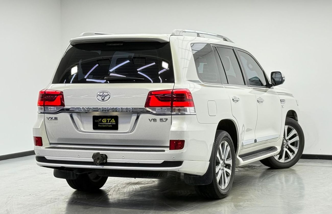 تويوتا لاند كروزر 2021 Toyota Land Cruiser VX-E V8, 1 Year Unlimited KM Warranty, Full Toyota Service History, GCC