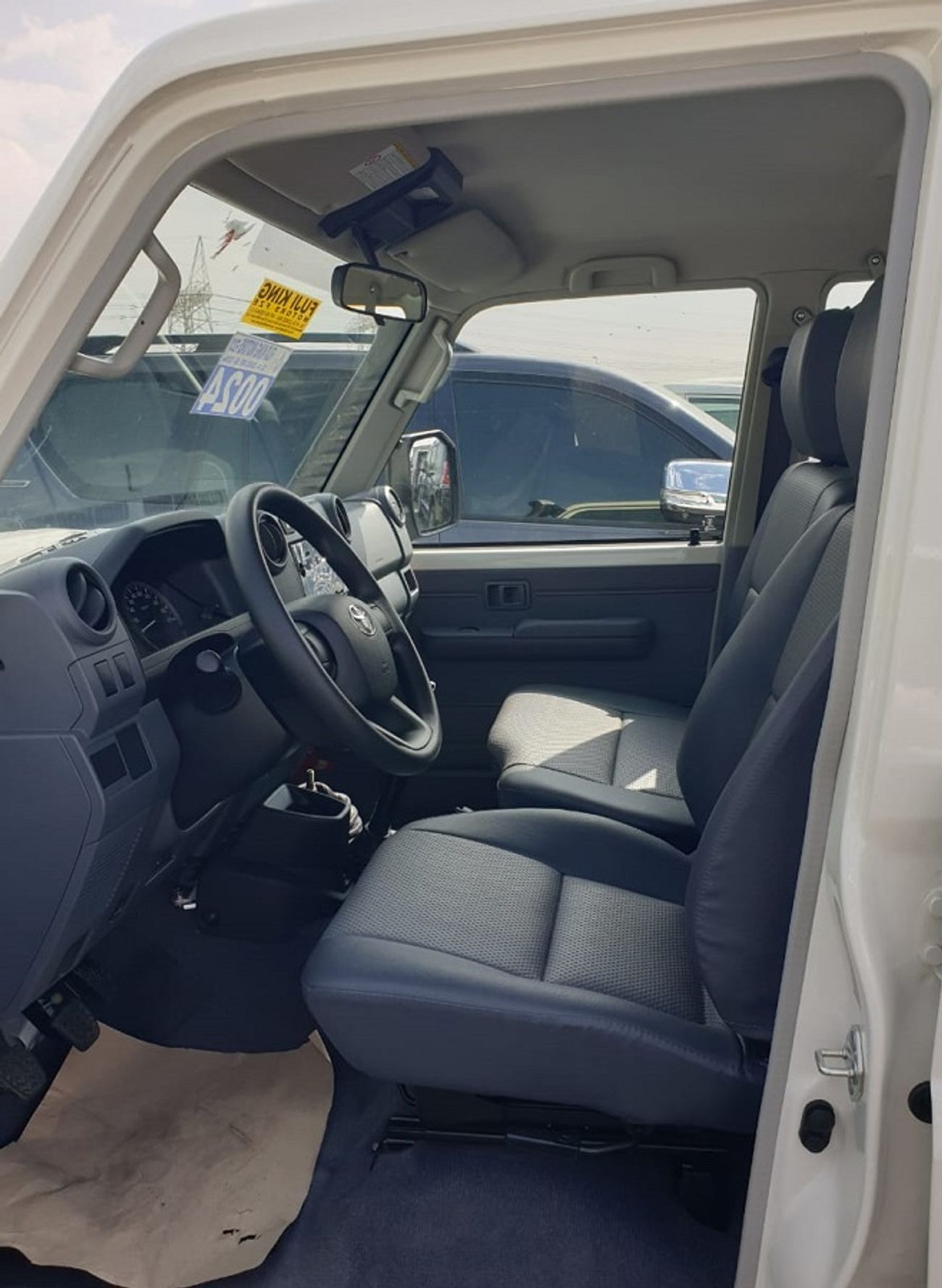 Toyota Land Cruiser 70 5 DOOR - V6 - 2024 (DIESEL) - BRAND NEW