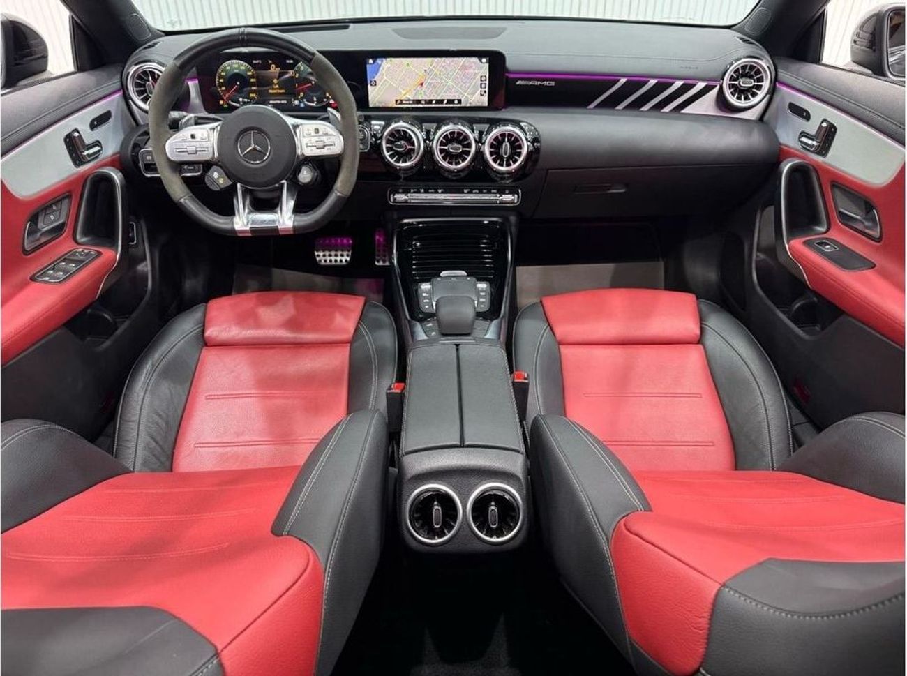 مرسيدس بنز CLA 35 AMG 4MATIC 2023 Mercedes Benz CLA35 AMG 4MATIC Coupe, 2028 Mercedes Warranty + Service Package, Low Kms,